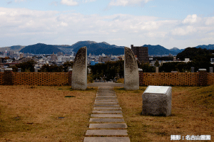 03_名古山霊園高台のシンボル